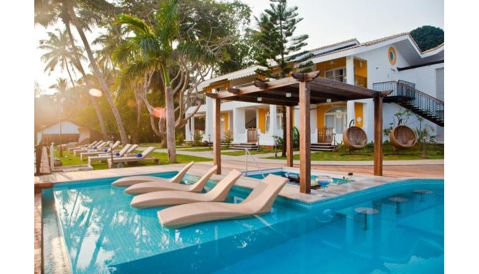 Acron Waterfront Resort poza 10